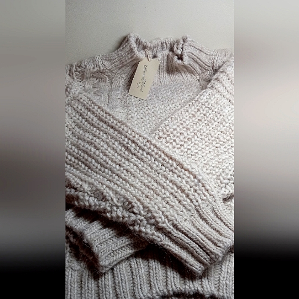 Chunky Knit Turtle neck sweater